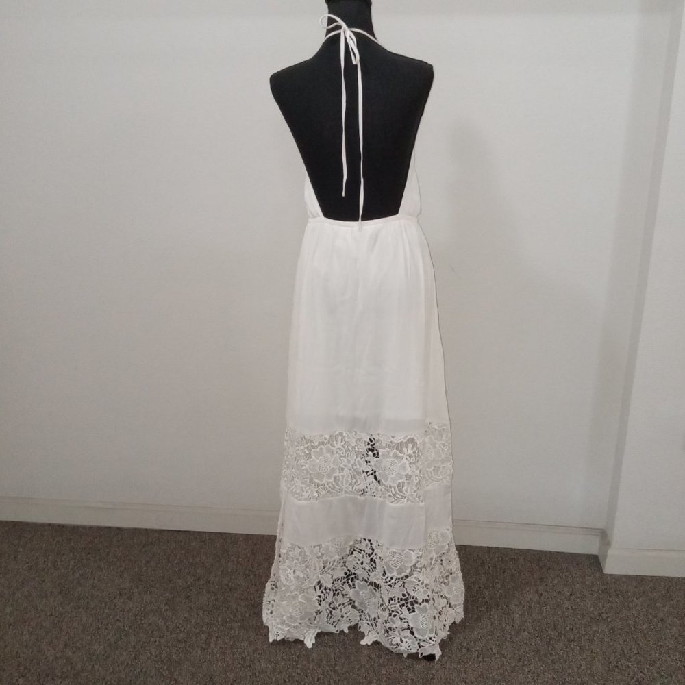 Lulus Dashing Dame White floral islet dress. - Picture 11 of 11
